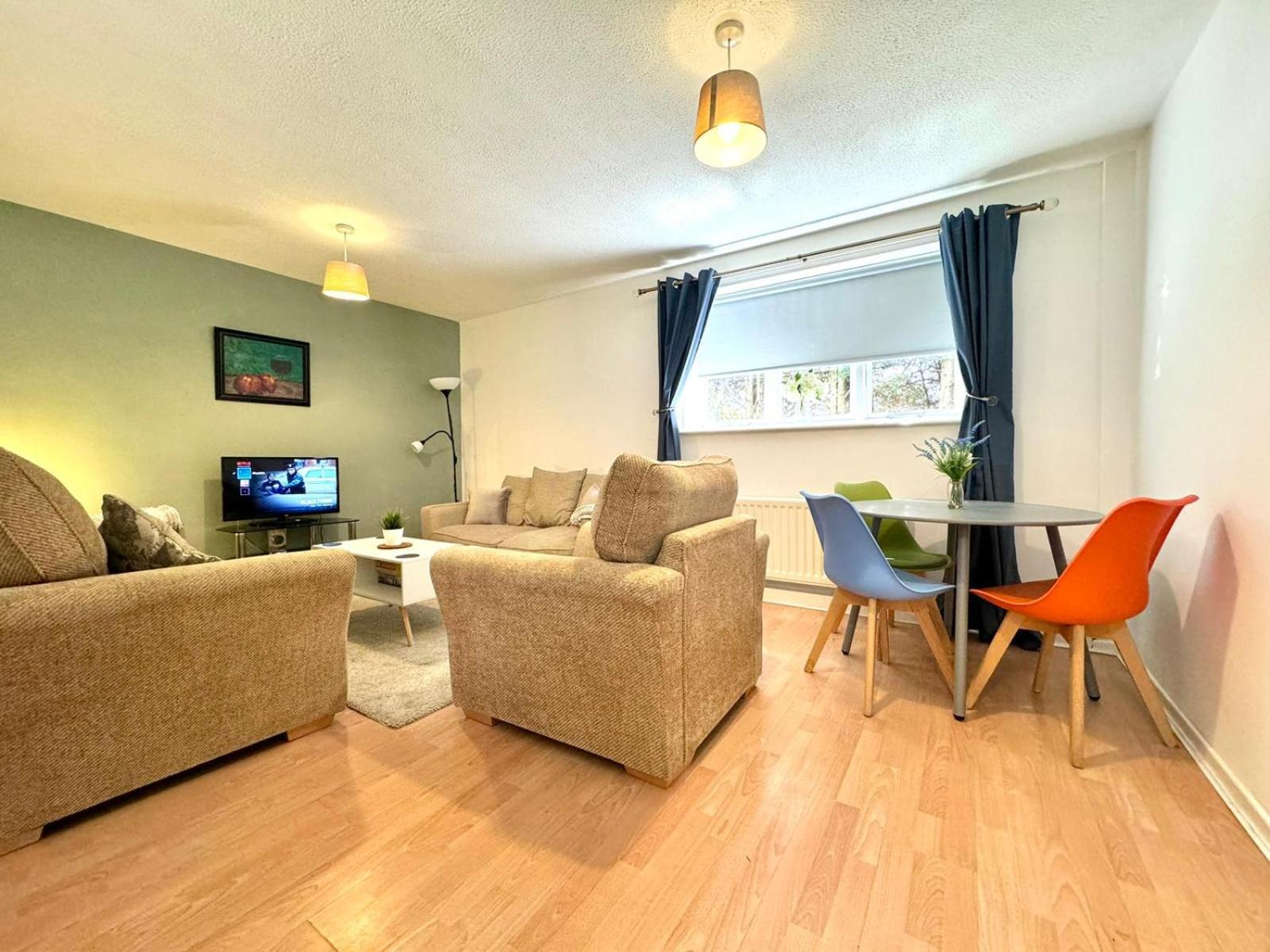 ניוקאסל The Alnham, Large 3 Bed Apartment, Close To The City מראה חיצוני תמונה