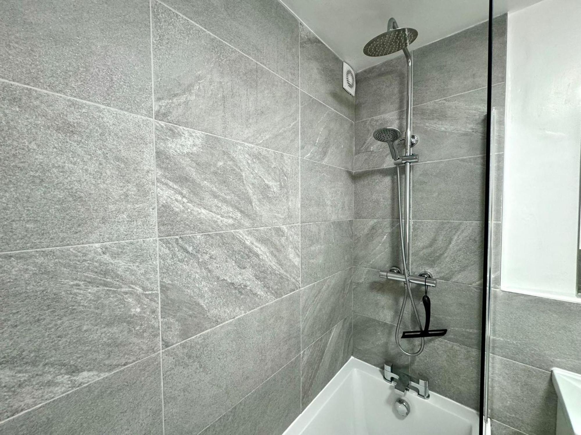 ניוקאסל The Alnham, Large 3 Bed Apartment, Close To The City מראה חיצוני תמונה